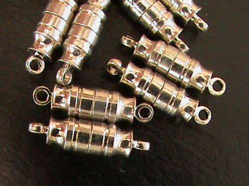 10 X MAGNETIC CLASPS.