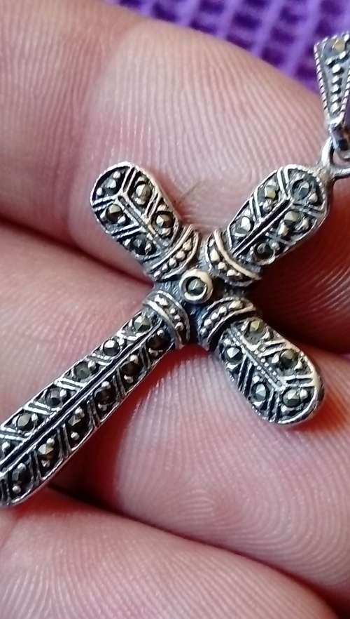 SOLID STERLING SILVER CROSS PENDANT WITH MARCAZITE STONES