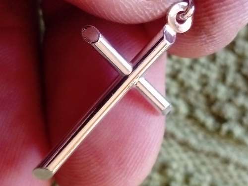 SOLID STERLING SILVER CROSS PENDANT