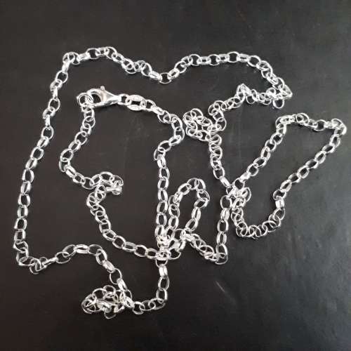 SOLID STERLING SILVER CHAIN 70 CM LONG.