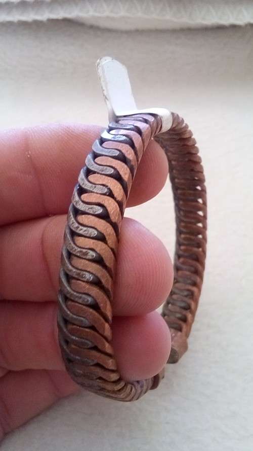 RED COPPER AND METAL WIRE BRACELET.  ADJUSTABLE SIZE. 9.7 MM WIDE.