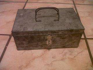 SAR SAS ORIGINAL LUNCH TIN