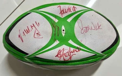 *SIGNED RUGBY WORLD CUP BALL 2007*