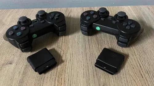 2 x Playstation 2 Wireless Controllers