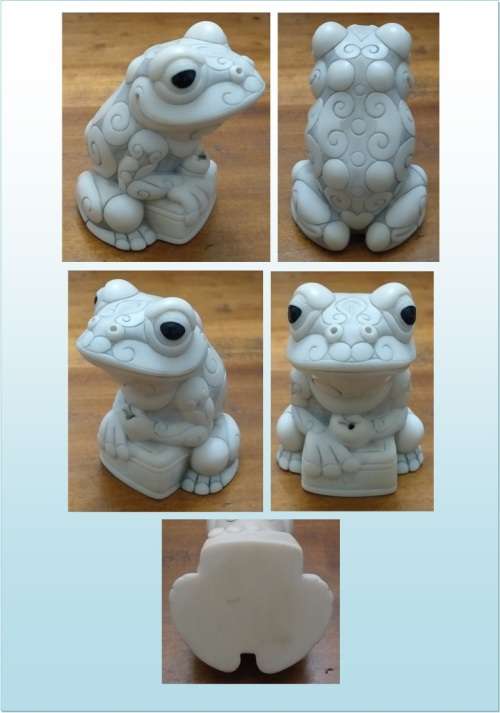 VINTAGE JOHN BICCARD CRUSHED MARBLE SCULPTURE  "PHILEAS FROG"