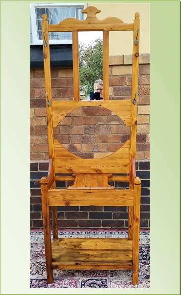 VINTAGE OREGON PINE HALL STAND