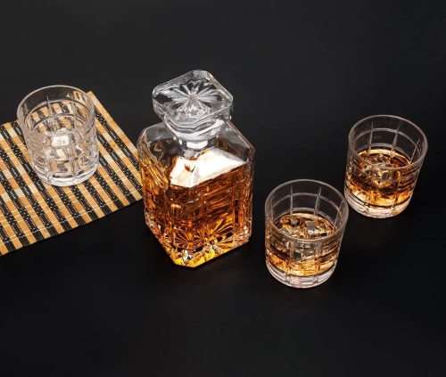 Brand New 7 Piece Crystal Clear Whiskey Decanter Set - Ready To Ship Items