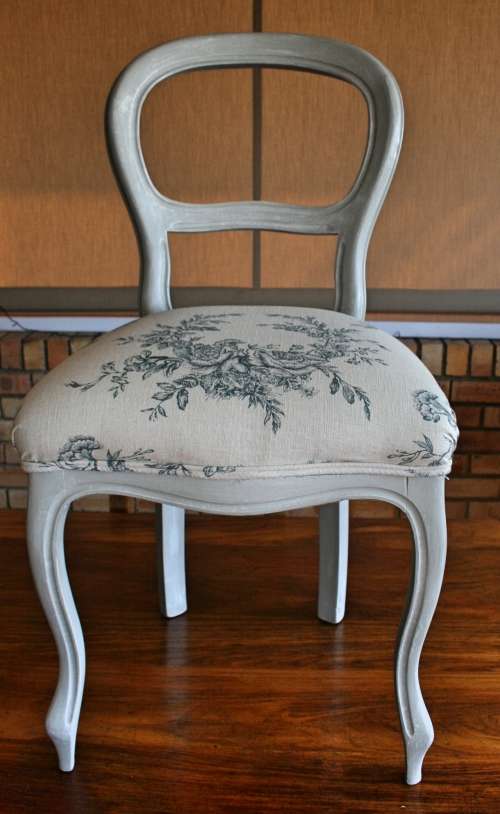 Balloon Back Dining Chair No. 2