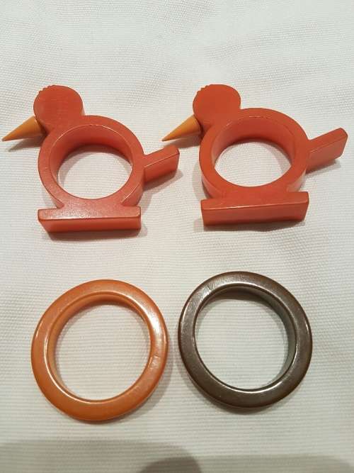 FOR LIZ ONL Collection of 8 Vintage Bakelite Napkin Rings: 2 Bird 2Scottie dogs ,2 plain and 2others