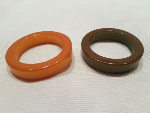 FOR LIZ ONL Collection of 8 Vintage Bakelite Napkin Rings: 2 Bird 2Scottie dogs ,2 plain and 2others