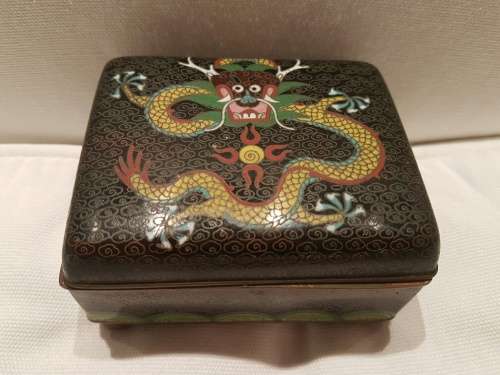 A Stunning Cloisonne Box With Bun Feet Dragon Motif