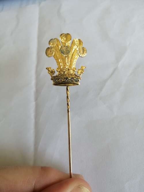 18ct Yellow Gold and 9ct Yellow Gold Cravat Pin With Rose Cut Diamonds With Ducal Coronet