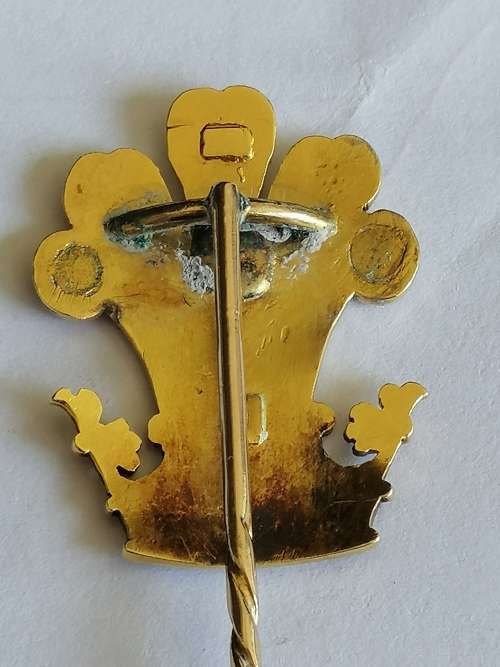 18ct Yellow Gold and 9ct Yellow Gold Cravat Pin With Rose Cut Diamonds With Ducal Coronet