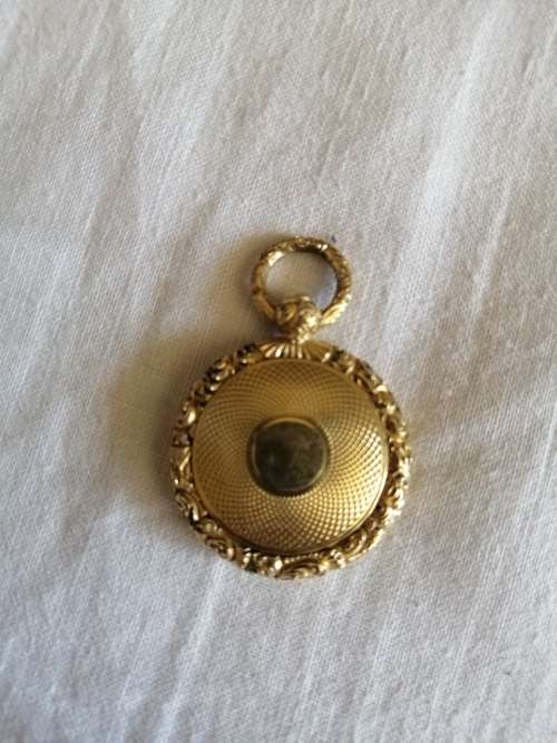 Gorgeous Vintage 15ct Gold Locket, 11grams
