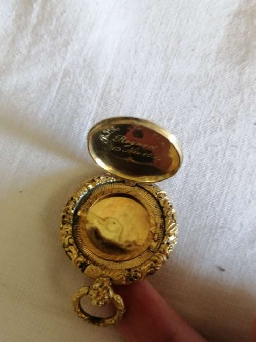 Gorgeous Vintage 15ct Gold Locket, 11grams