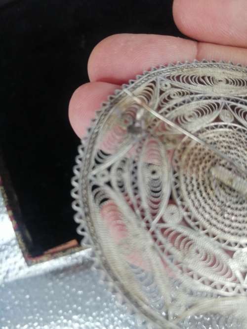 Reserved A BEAUTIFUL LARGE SILVER FILIGREE BROOCH MADE IN PALESTINE
