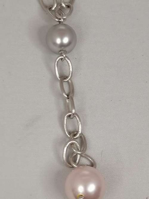 BEAUTIFUL STERLING SILVER AND PEARL NECKLACE