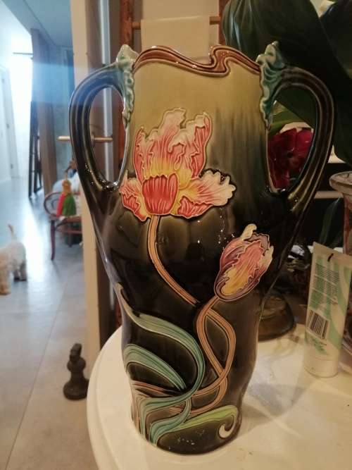 A STUNNING FRENCH ART NOUVEAU TWO-HANDLED CERAMIC VASE