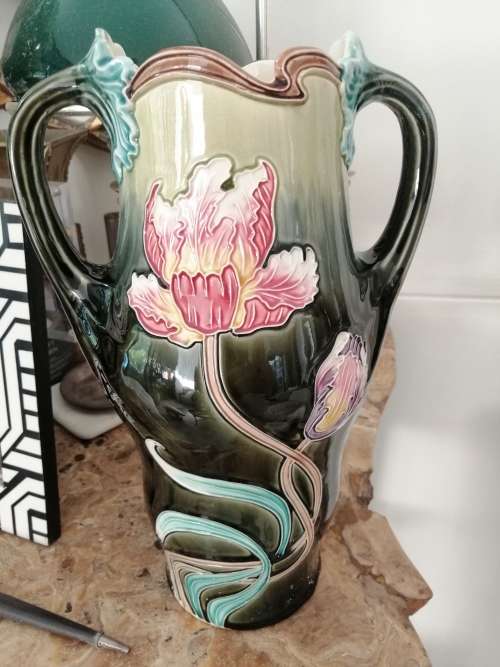A STUNNING FRENCH ART NOUVEAU TWO-HANDLED CERAMIC VASE