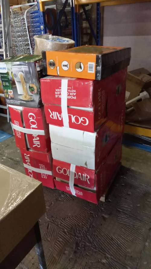 **PALLET WARS SALVAGE GOODS**PLEASE READ DESCRIPTION