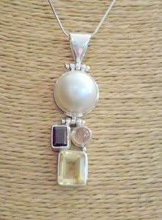 MAGNIFICENT MABE PEARL WITH GEMSTONE PENDANT (NO CHAIN) - FRUITSALAD PENDANT