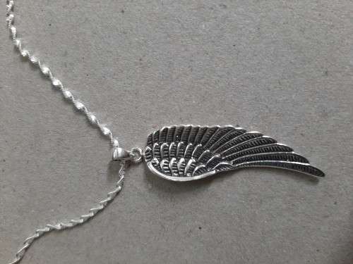BEAUTIFUL CHAIN WITH ANGEL WING 925 STERLING SILVER