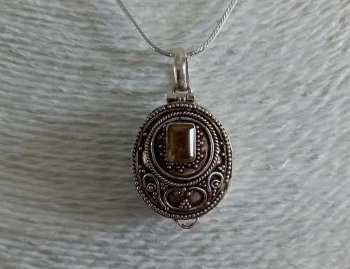 925 STERLING SILVER HANDMADE LOCKET FROM BALI