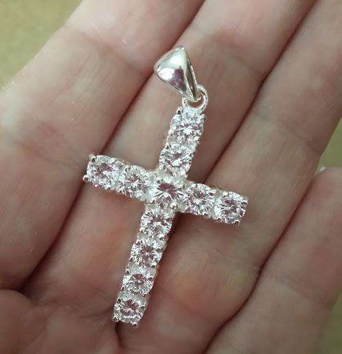 925 STERLING SILVER LARGE BEDAZZLED CROSS