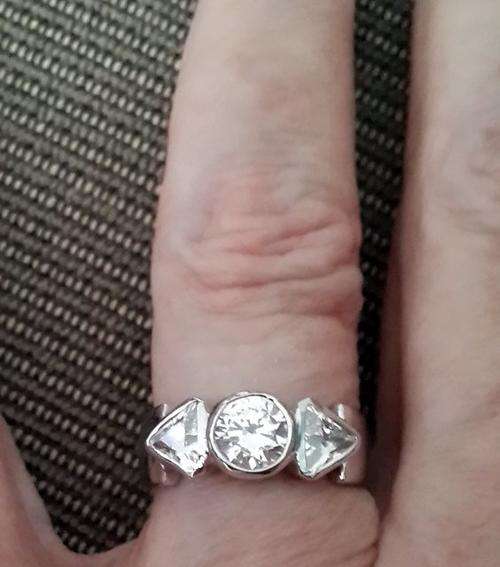 9825 STERLING SILVER AND CUBIC ZIRCONIA RING