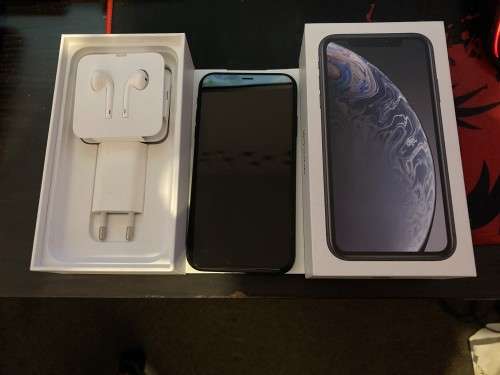 iPhone XR 64GB *Excelent condition fully tested and diagnosed by iStore