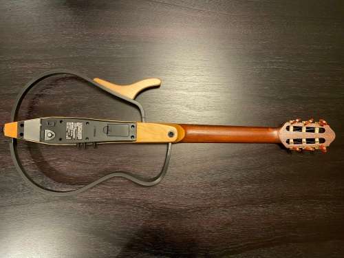 Yamaha SLG100N Silent Guitar (Nylon Strung)