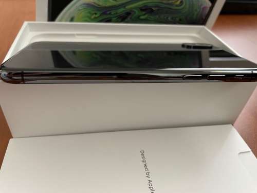 **Price Dropped** iPhone XS 64GB Space Gray **Immaculate Condition**