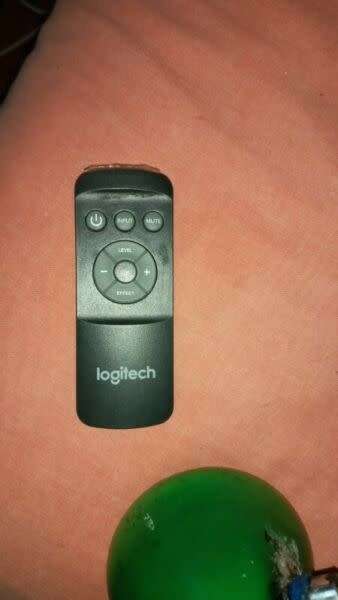 Logitech Z906 5.1 Speakers - THX Surround Sound - 500W RMS