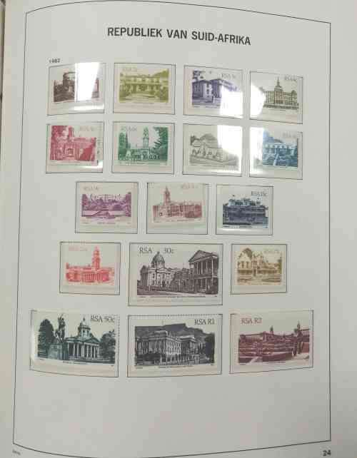 RSA DAVO album 1961 to 1984 - Partially complete and Great Condition !  41 pages in total