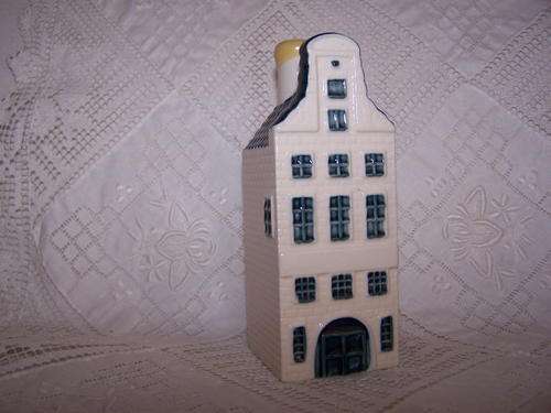 KLM Blue Delft's House No. 42