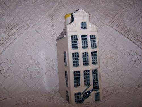 KLM Blue Delft's House No. 46, Sealed