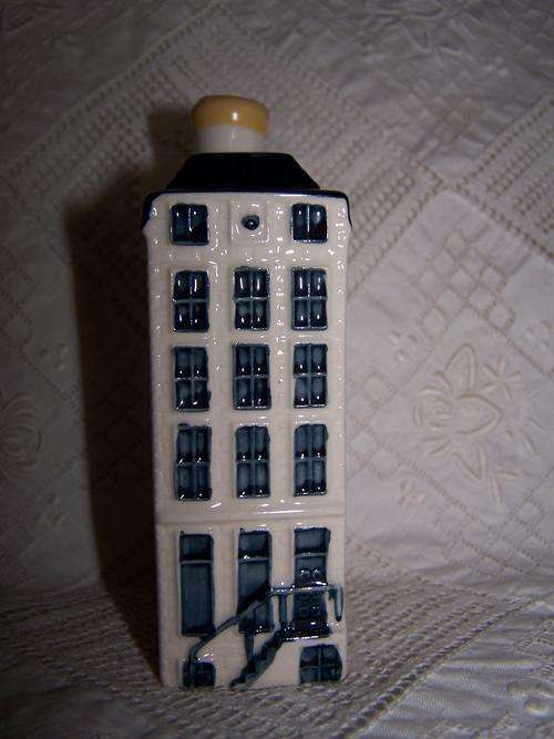 KLM Blue Delft's House No. 57, Sealed