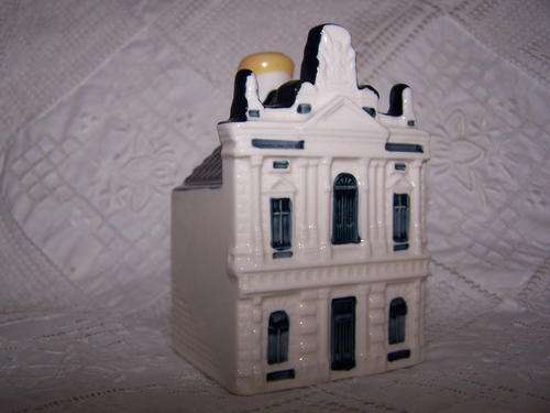 KLM Blue Delft's House No. 86, Sealed