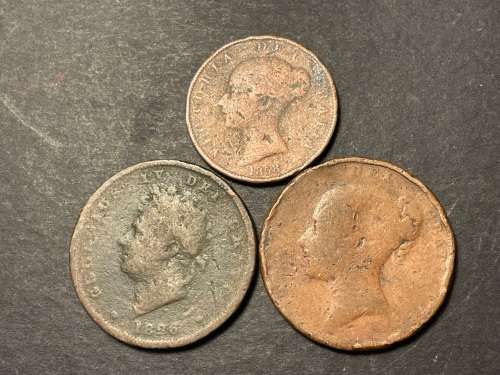 Set of 3 old British copper coins