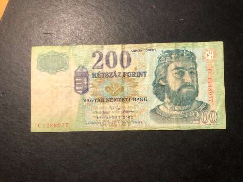 Nice 2002 Hungarian 200 forint banknote - Printed in Budapest