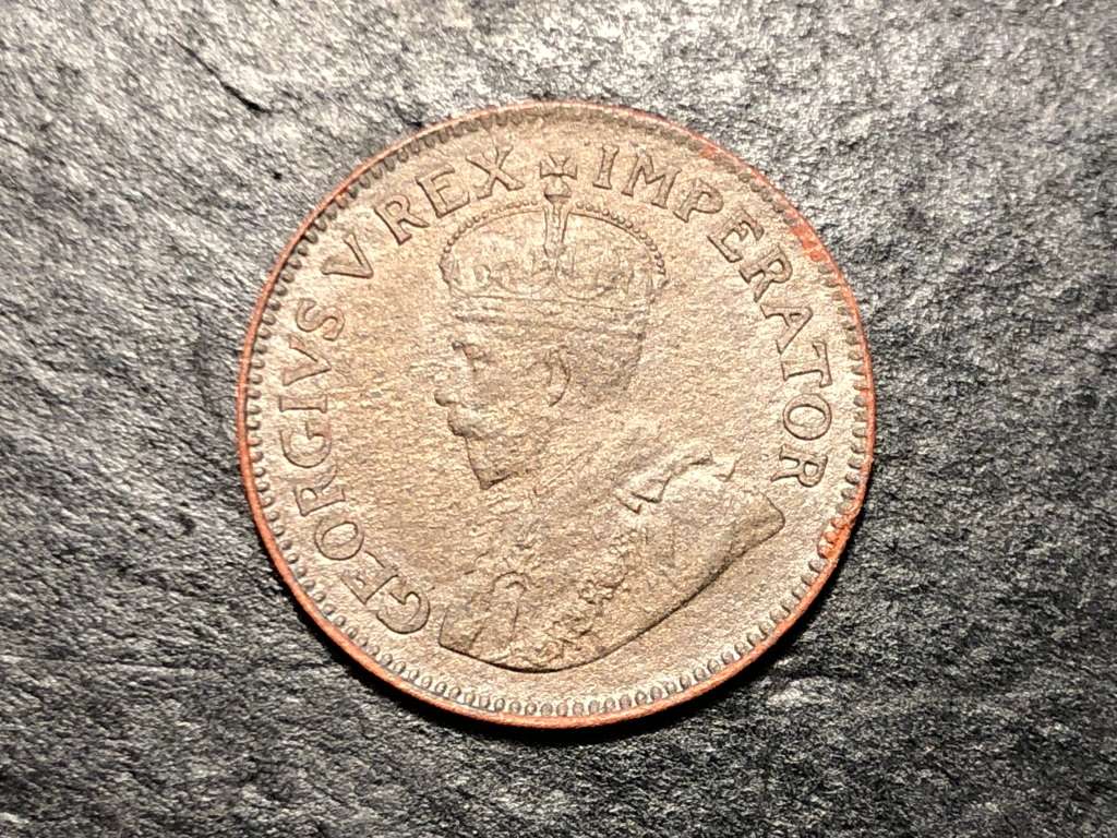 Extremely rare 1936 farthing (1/4 penny) fibre coin - High grade and very scarce