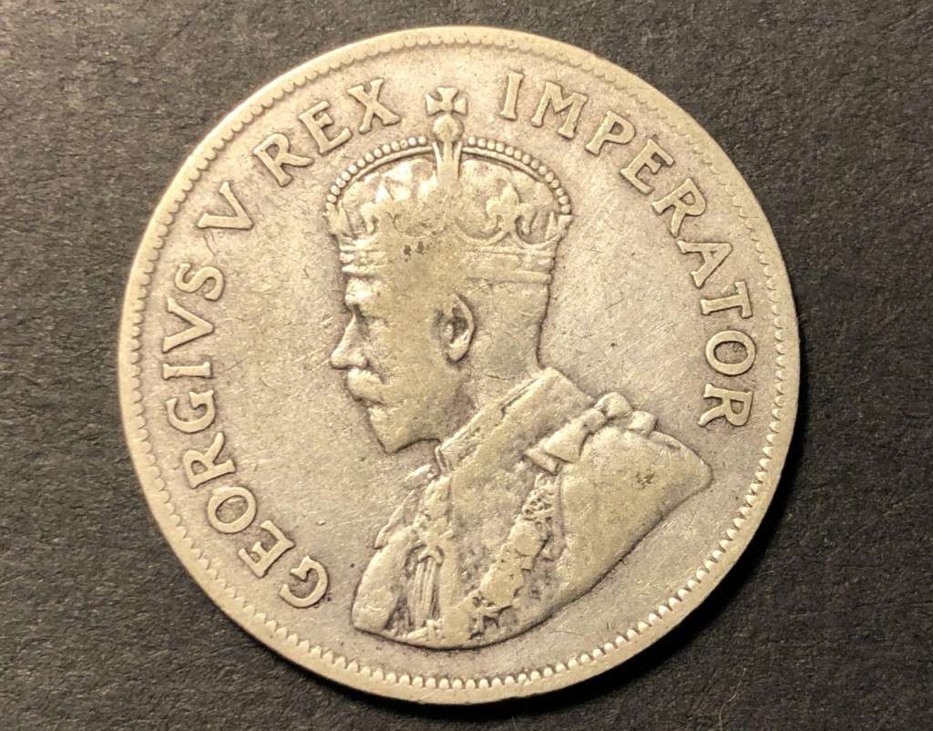 Scarce 1929 SA Union 2 ½ shillings (half crown) silver coin - Filler coin