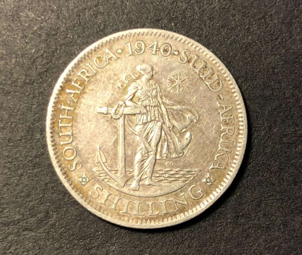 Very nice 1941 SA Union silver shilling coin - 80% silver