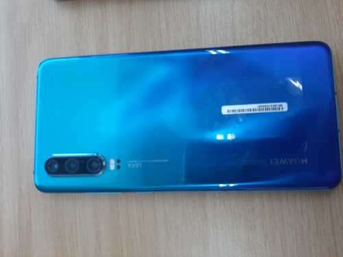 Huawei P 30 128 Gig (including accesseries)