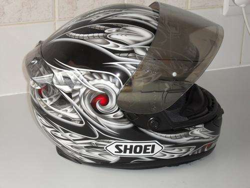 SHOEI VIRTUALLY NEW