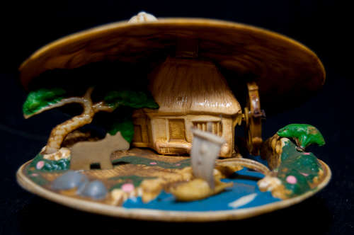 *** Collectible Japanese Clam Diorama***