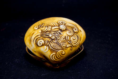 *** Collectible Japanese Clam Diorama***
