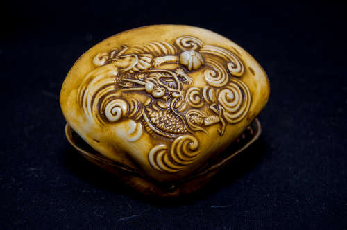 *** Collectible Japanese Clam Diorama***