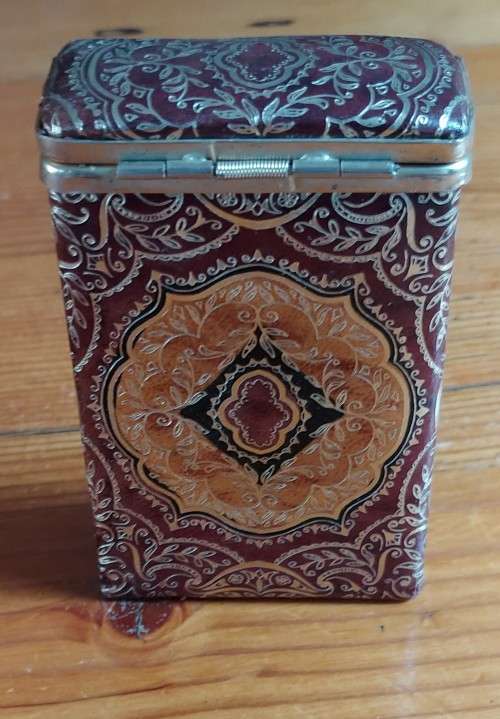 Ornate cigarette case