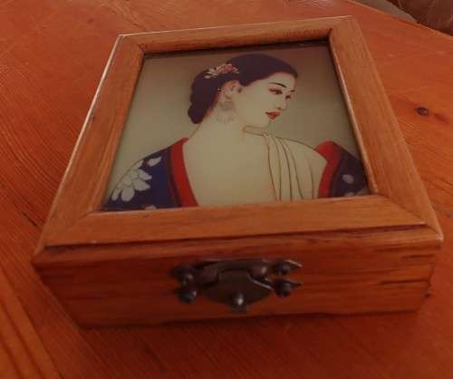 Japanese Framed Jewellery Box